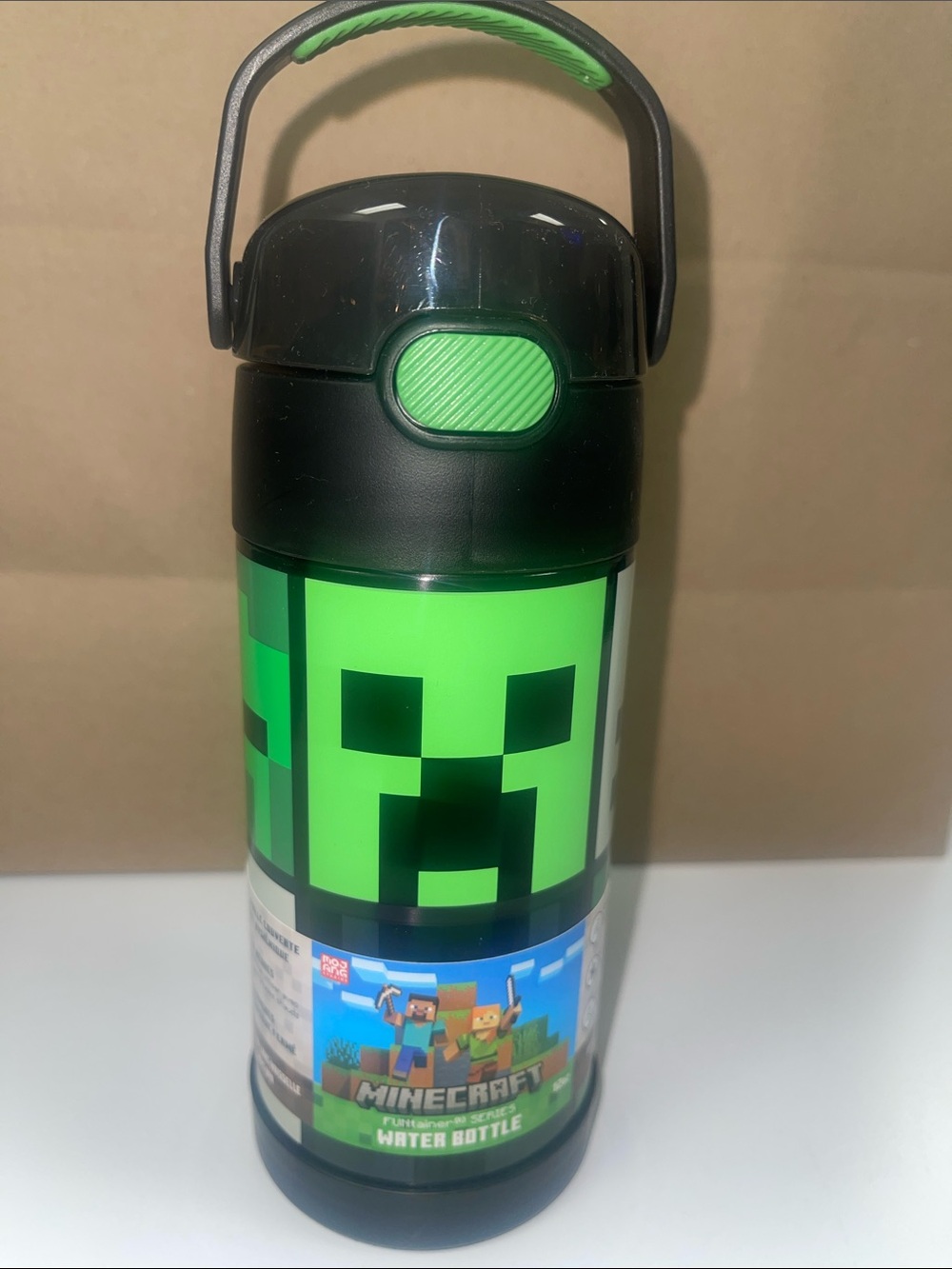 Thermos Kids Water Bottle with Black Lid and Green Handle - Minecraft Themed